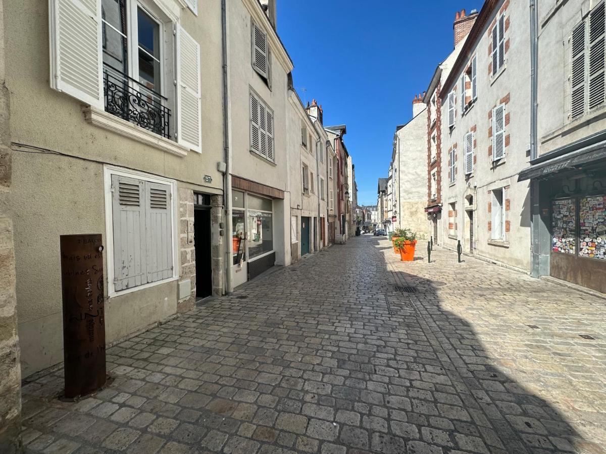 Magnifique Studio - Hypercentre Ancien Pieton Orleans - Wifi - Acces Autonome 외부 사진